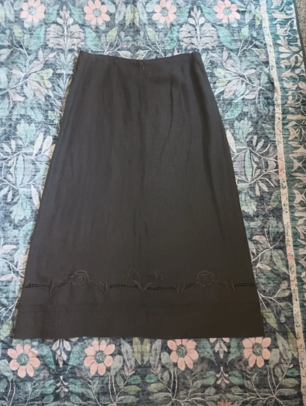 Cabi Womens Embroidered Linen Maxi Skirt Size 10 Brown Classic Cottage Lagom - Picture 4 of 10